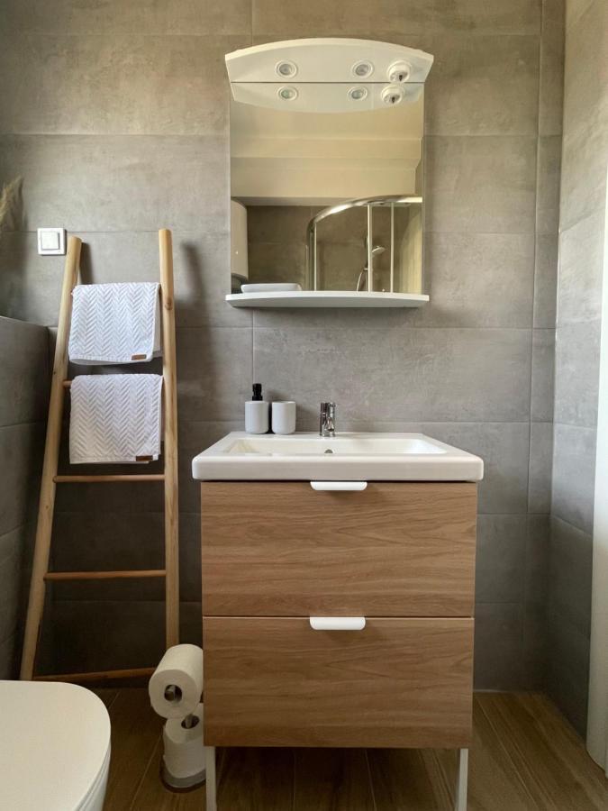 Lux Apartments Vodice Ngoại thất bức ảnh
