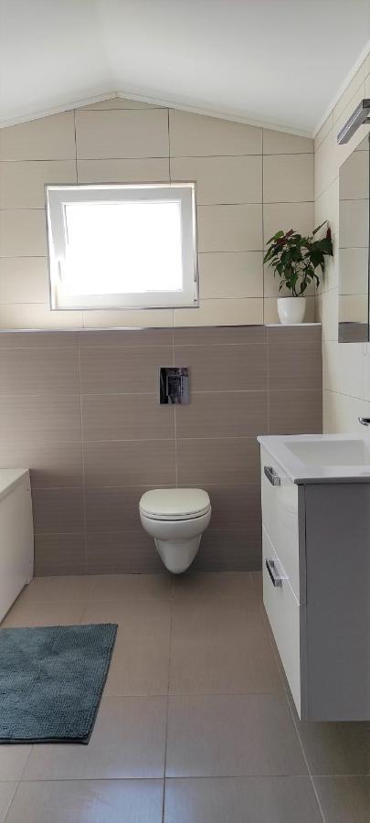 Lux Apartments Vodice Ngoại thất bức ảnh